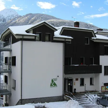 Albergue Casa Del Parco Dell'adamello Di Vezza dʼOglio