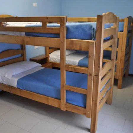 Albergue Casa Del Parco Dell'adamello Di Vezza dʼOglio